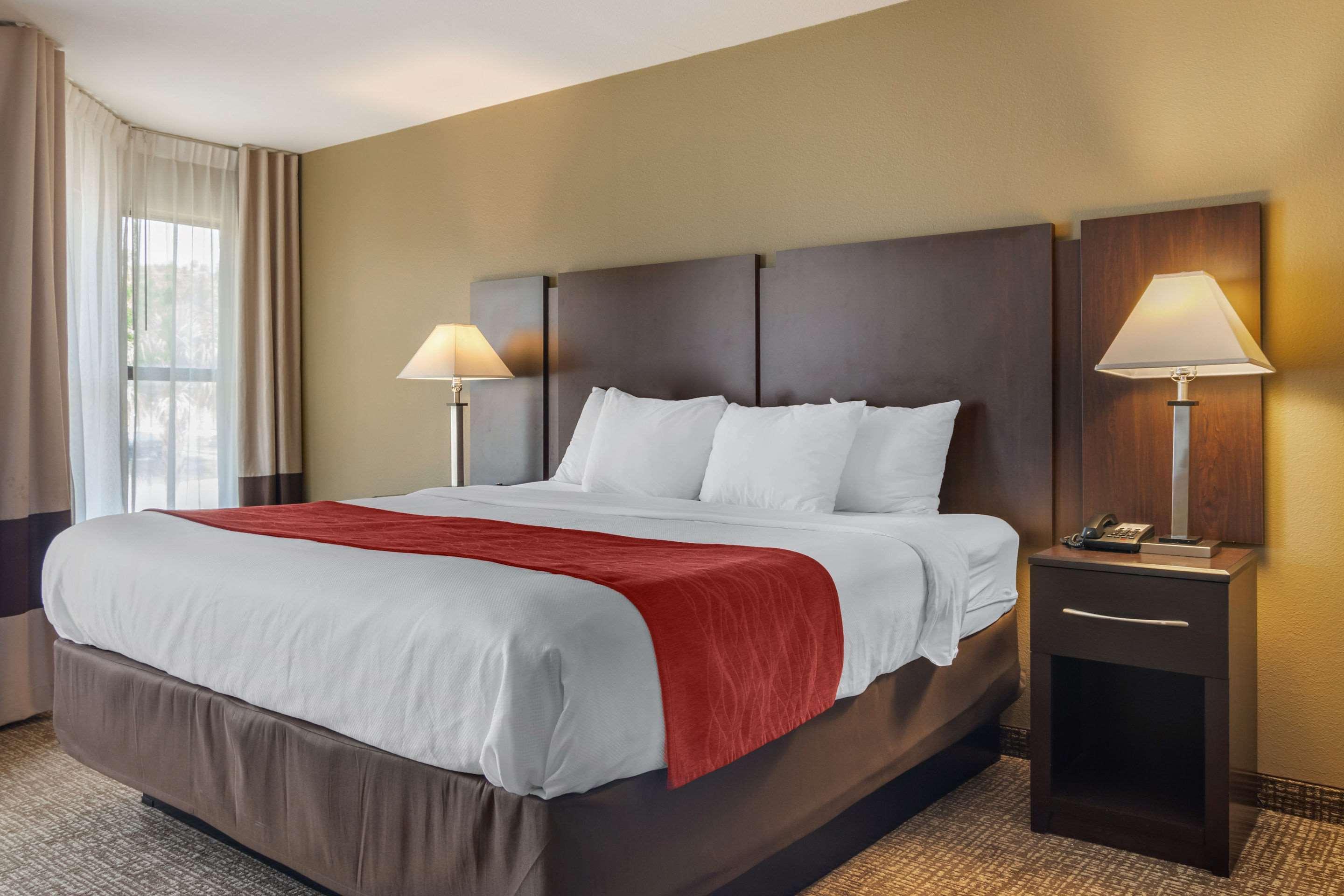 Comfort Inn & Suites Perry National Fairgrounds Area Экстерьер фото
