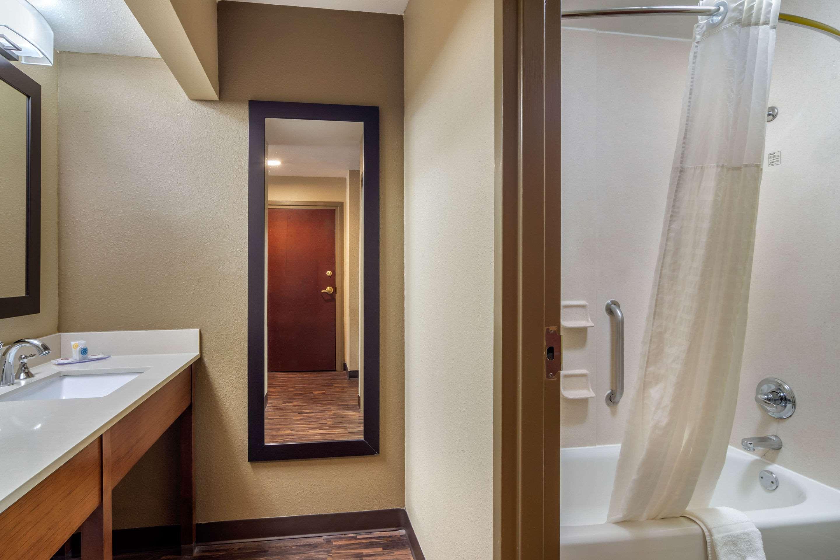 Comfort Inn & Suites Perry National Fairgrounds Area Экстерьер фото