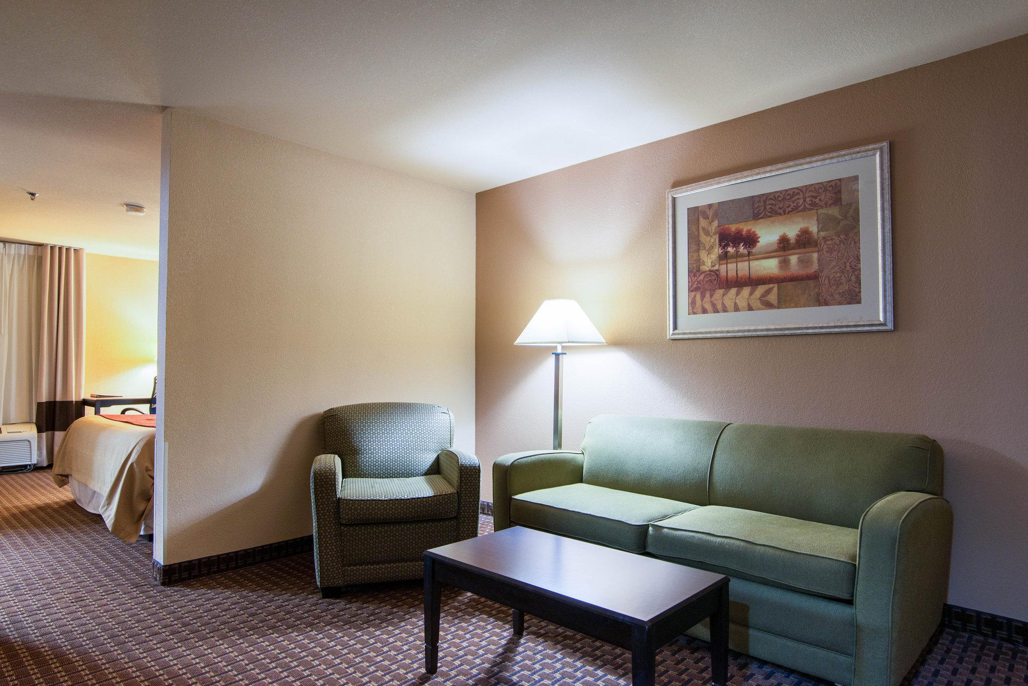 Comfort Inn & Suites Perry National Fairgrounds Area Экстерьер фото
